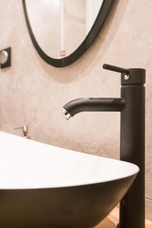 Athenian Living Suites Esterno foto
