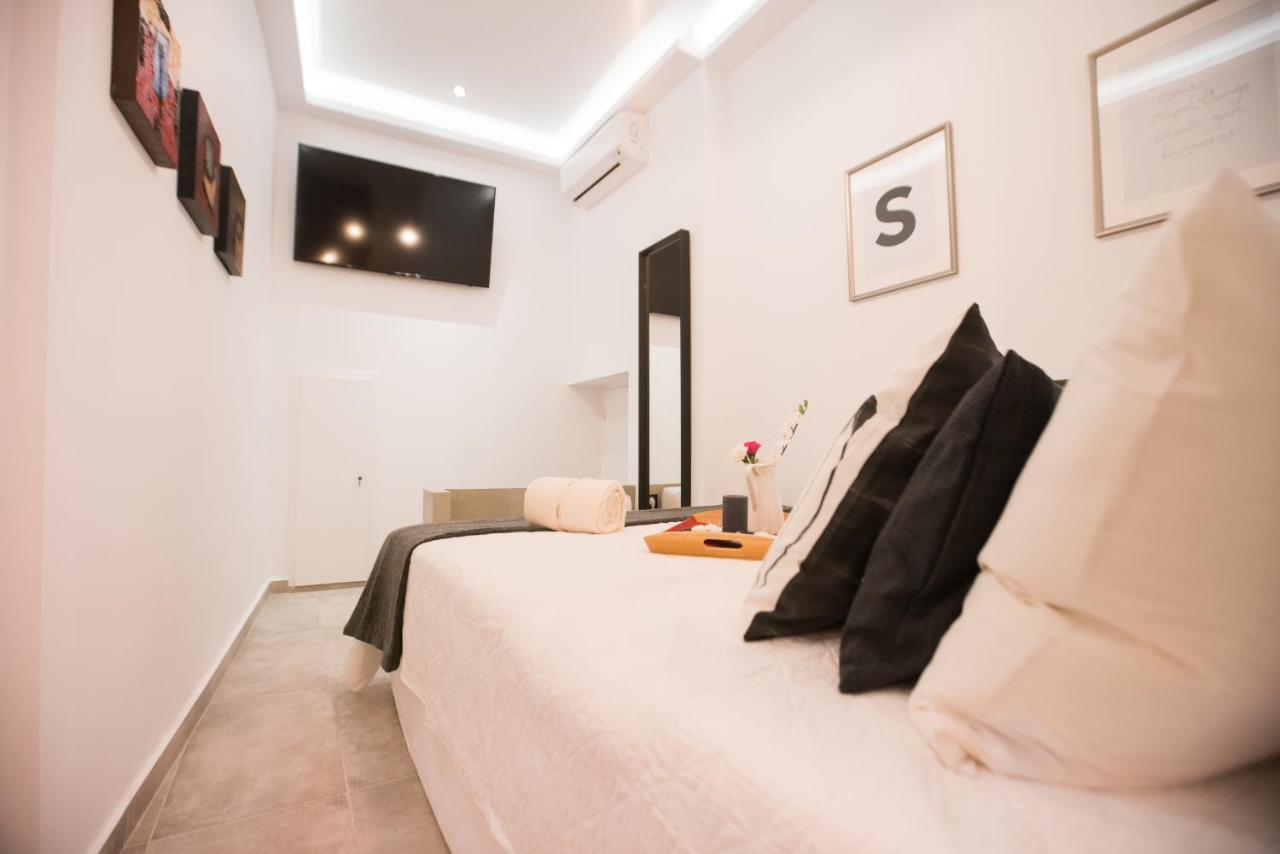 Athenian Living Suites Esterno foto