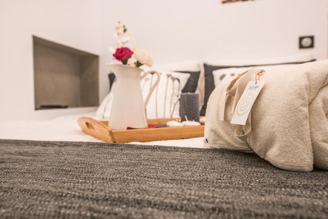 Athenian Living Suites Esterno foto