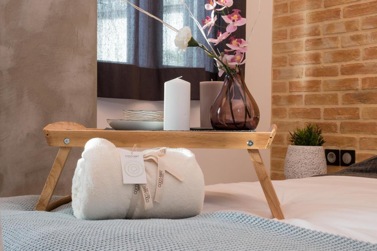 Athenian Living Suites Esterno foto