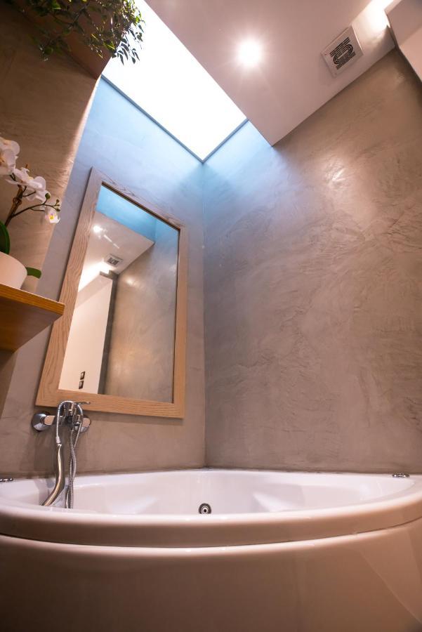 Athenian Living Suites Esterno foto