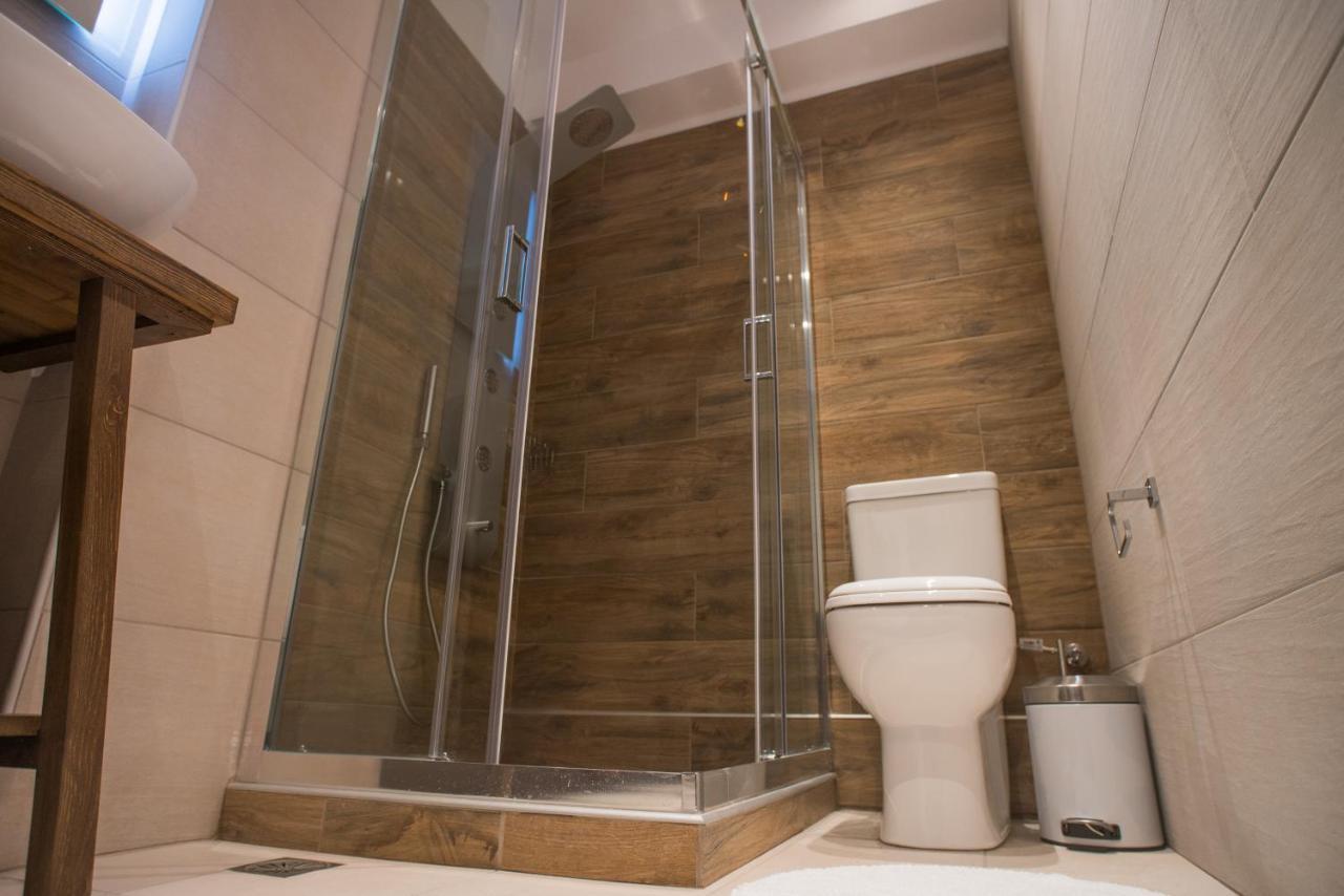 Athenian Living Suites Esterno foto