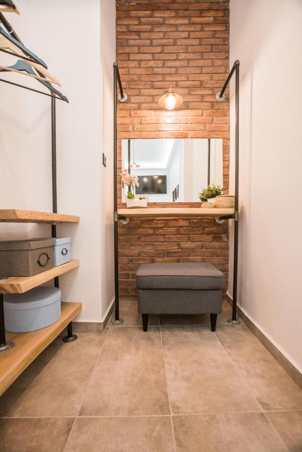 Athenian Living Suites Esterno foto